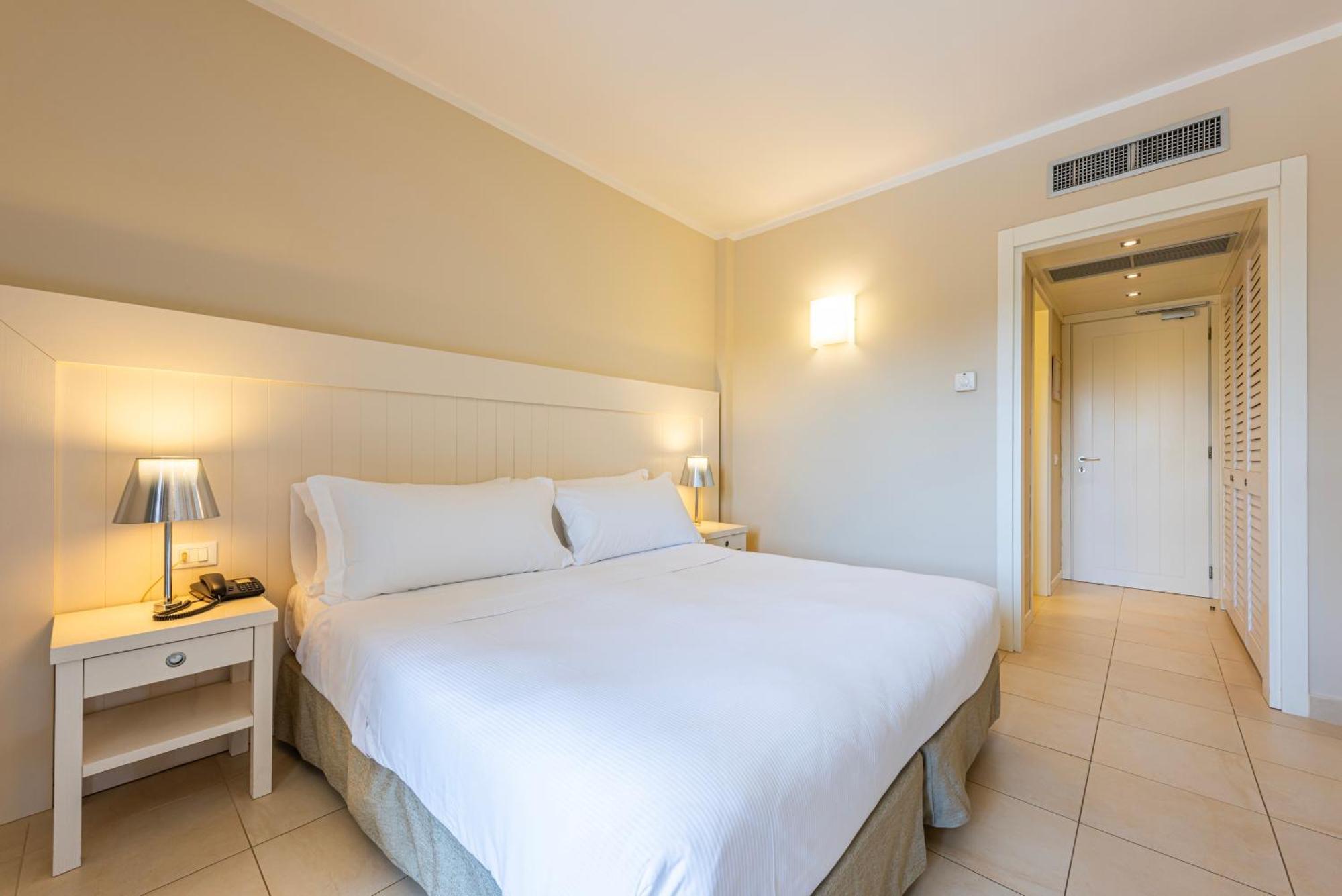 Hotel Voi Daniela Essentia Conca Specchiulla Esterno foto